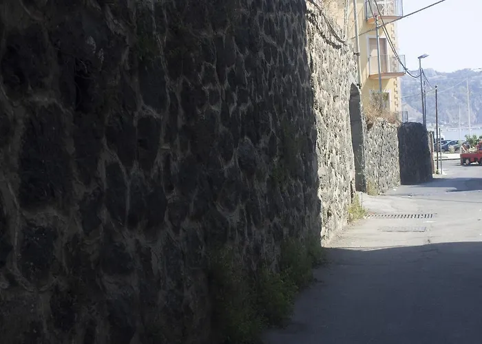 Il Muro Vecchio Bed & Breakfast 3*