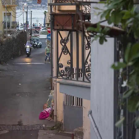 Il Muro Vecchio Alojamento de Acomodação e Pequeno-almoço Giardini Naxos