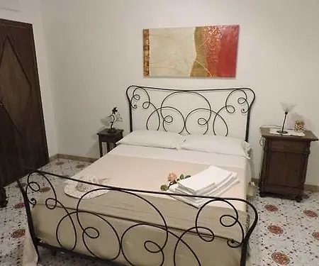 Il Muro Vecchio ベッド・アンド・ブレックファスト ジャルディーニ・ナクソス