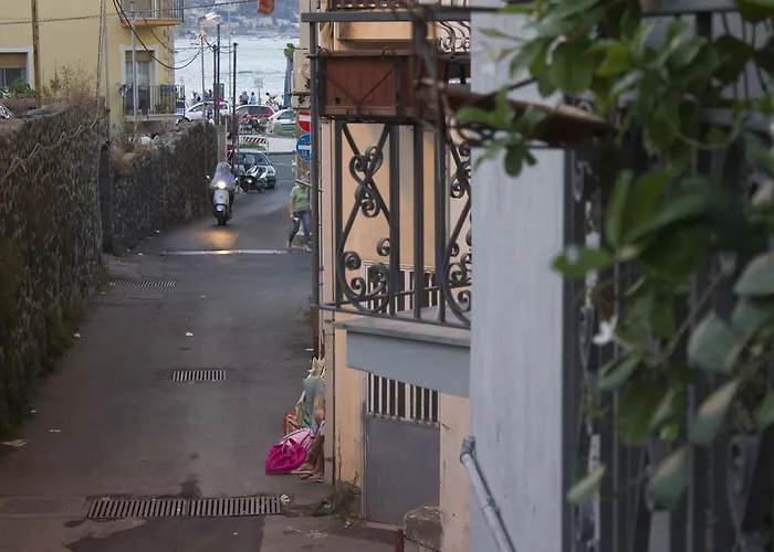 Il Muro Vecchio Bed & Breakfast Giardini Naxos